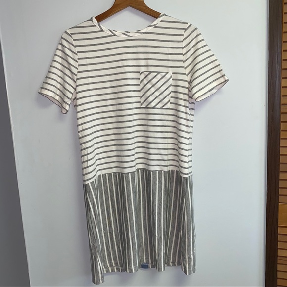 Doe & Rae Dresses & Skirts - ADORABLE NWT BOUTIQUE DRESS FROM DOE & RAE - large